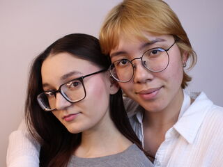 MerylAndDaryl's Live cam girls Profile Image